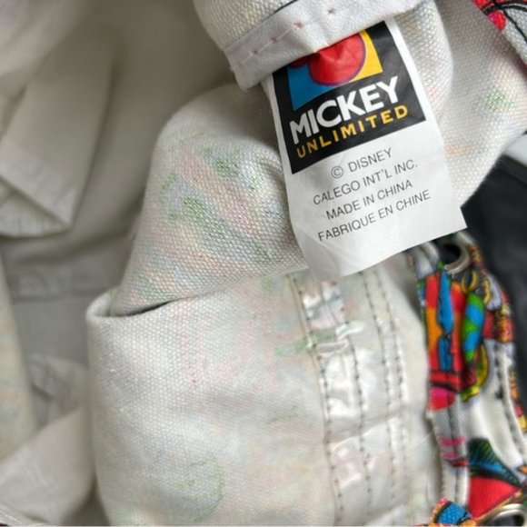 Disney Mickey & Minnie deep in love backpack